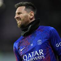 Lionel Messi ist bei den Fans von Paris Saint-Germain längst nicht mehr unumstritten. Der Weltfußballer befeuert das schlechte Verhältnis mit einer Aktion im Nachgang der Partie gegen Stade Rennes.