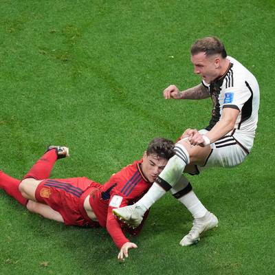 Die Außenverteidiger bleiben eine Problemposition bei der deutschen Nationalmannschaft. Nun hat sich David Raum verletzt. 