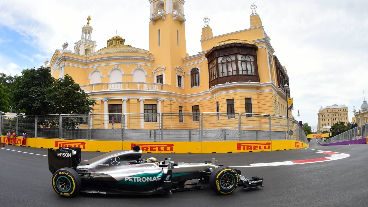 Hamilton stark, Desaster für Ferrari