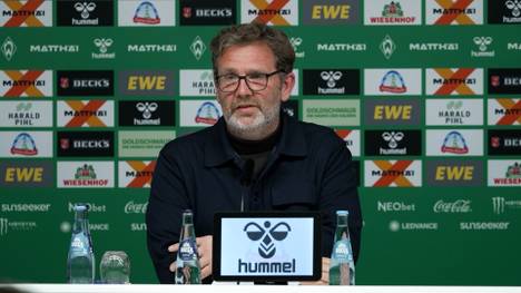 Am Wochenende ist im Norden Deutschlands ein Unwetter angekündigt. Werder Bremens Mediendirektor Christoph Pieper schildert vor dem Spiel gegen Hoffenheim den Stand der Dinge.