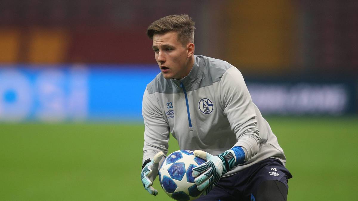 YANNIC LENZE (FC SCHALKE 04): Es wären keine Schalker Talente, wenn nicht auch ein hochveranlagter Keeper in der Kiste stehen würde. Die Knappen bringen seit Jahren immer wieder starke Torhüter hervor, Lenze könnte der nächste sein. Der 1,85-Mann stand sogar in der Champions League schon im Profikader