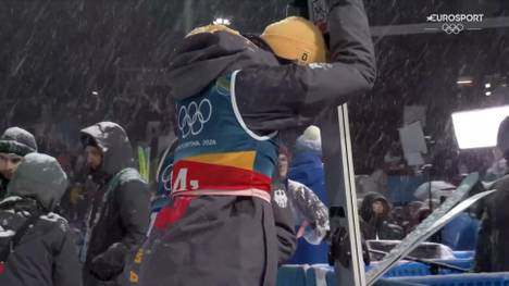 Im Super Team verpassen Philipp Raimund und Andreas Wellinger bei einem vorzeitig abgebrochenen Wettbewerb eine Medaille.