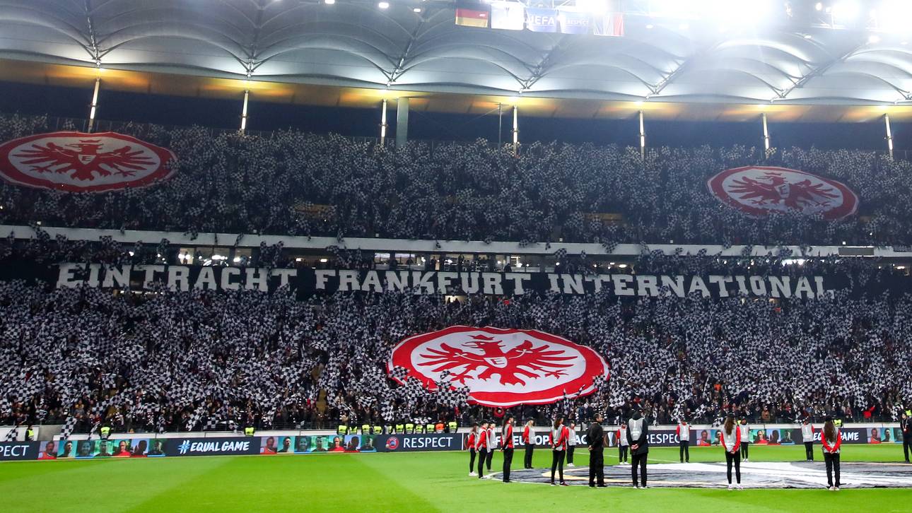 Mega-Choreo bei Eintracht-Spiel