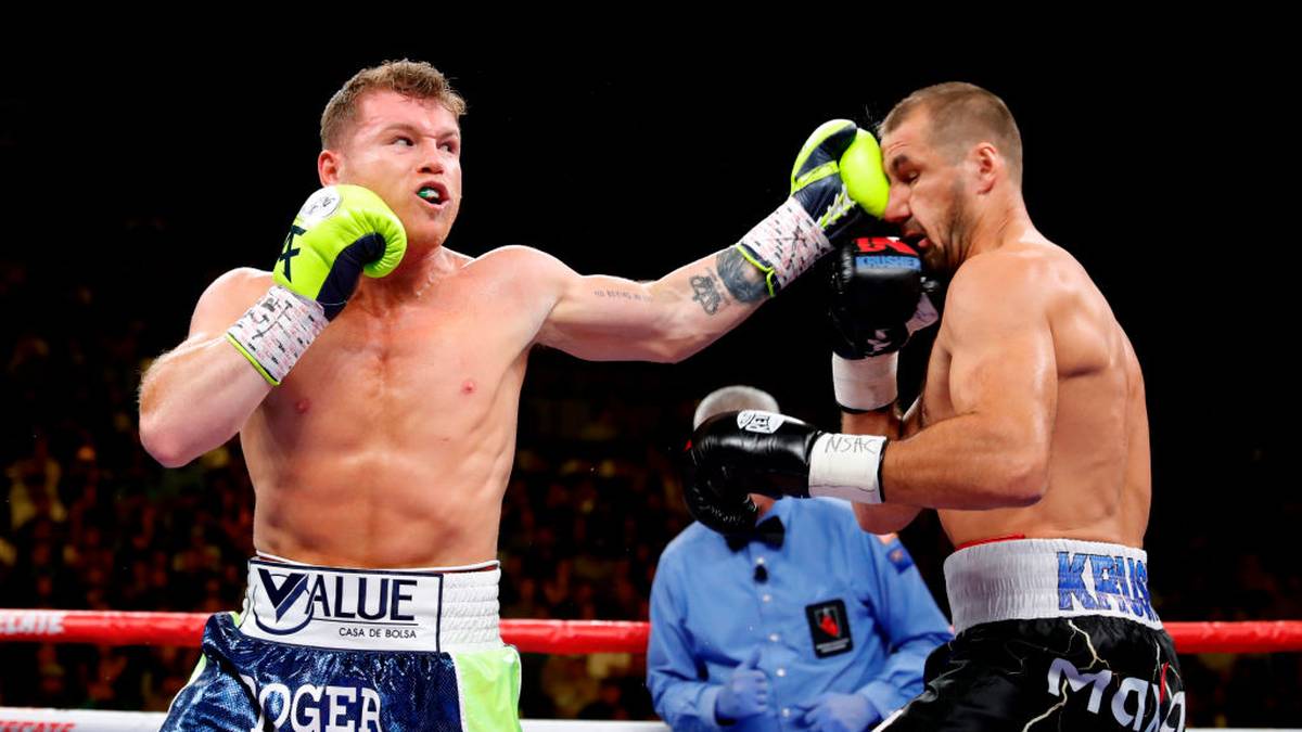 ...bis es im November zu seinem historischen Sieg gegen Kovalev kam. Aber für die Zukunft hat er sich noch mehr vorgenommen: "Ich bitte euch nur darum, geduldig zu sein, denn Canelo wird Geschichte schreiben. Das ist garantiert."