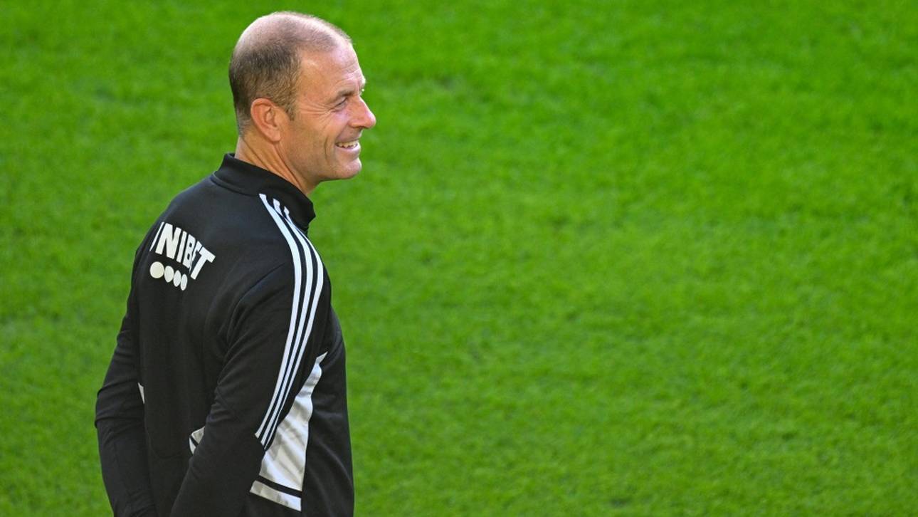 kicker: Auch Schreuder Trainerkandidat beim VfB