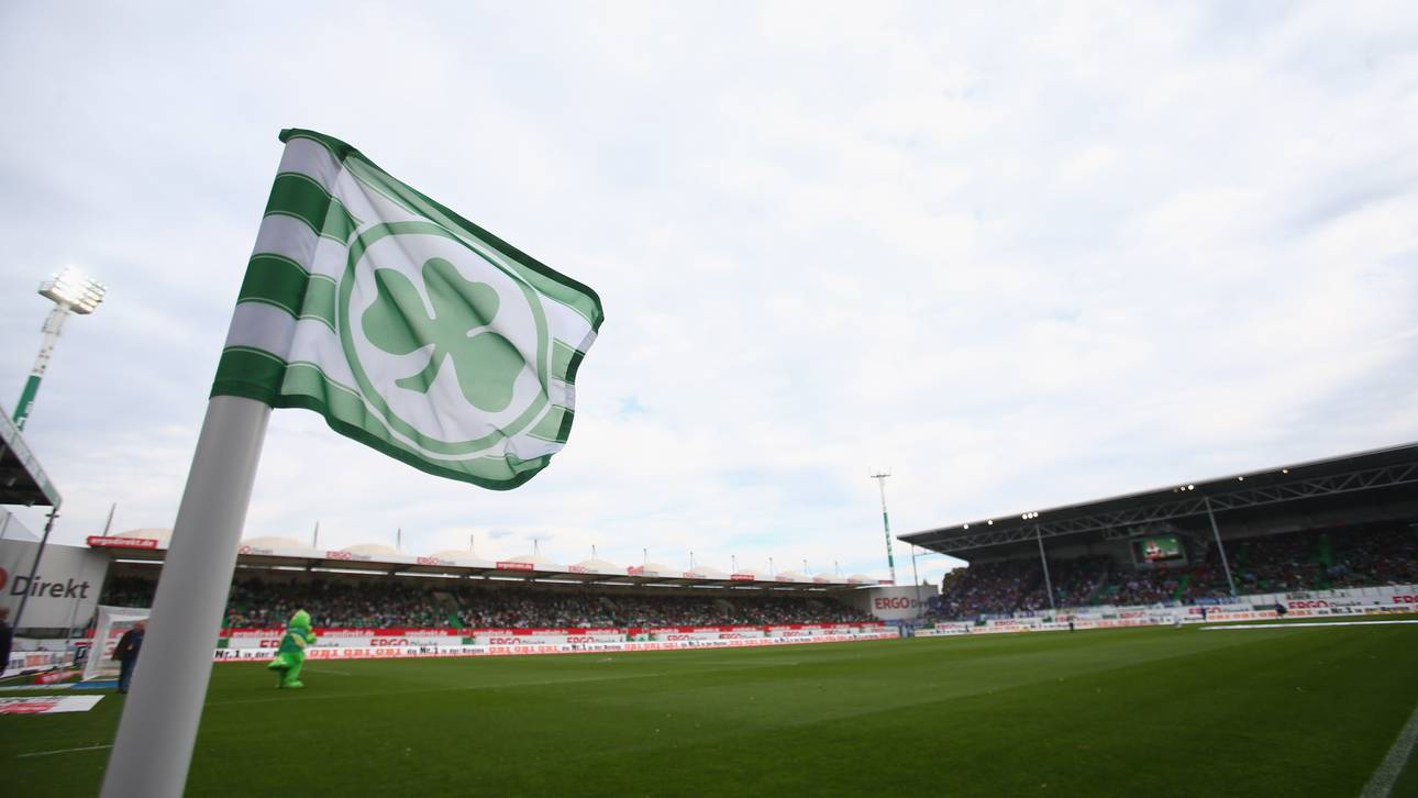 Unfall: Fürth-Youngster verletzt