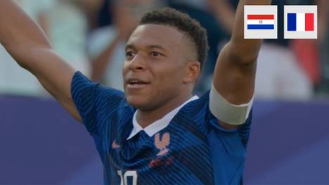 In einem hitzigen Achtelfinale setzt sich Weltmeister Frankreich gegen Deutschland-Schreck Paraguay durch. Mann des Abends ist Kylian Mbappé, der einen Foulelfmeter souverän verwandelt. Paraguay versuchte mit allen Mitteln, den Spielfluss der Franzosen zu stören - egal ob fair oder unfair.