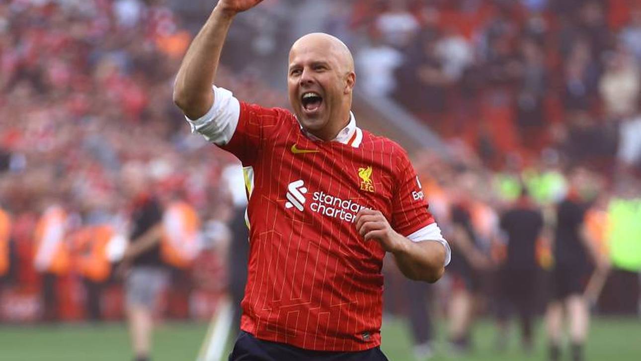 Slot stimmt Gesang für Klopp an