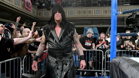 Der Undertaker hat kürzlich einen neuen WWE-Vertrag unterschrieben