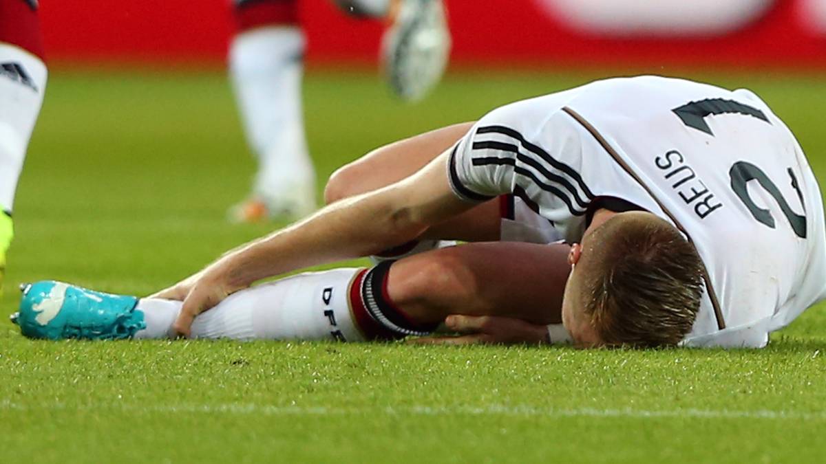 WM 2014, DEUTSCHLAND - ARMENIEN (6:1): Der Kantersieg im abschließenden WM-Test wird überschattet von der schweren Verletzung von Marco Reus, der einen Teilriss des vorderen Syndesmosebandes oberhalb des linken Sprunggelenkes erleidet...
