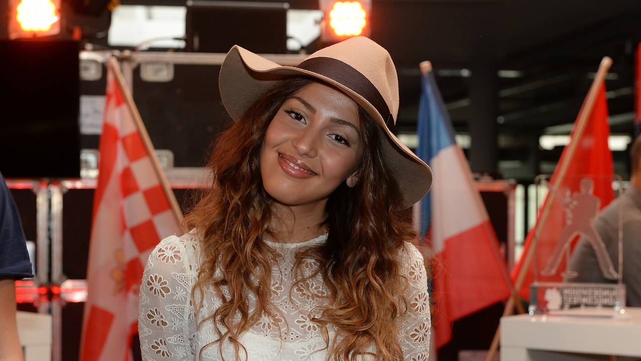 Namika singt im Doppelpass