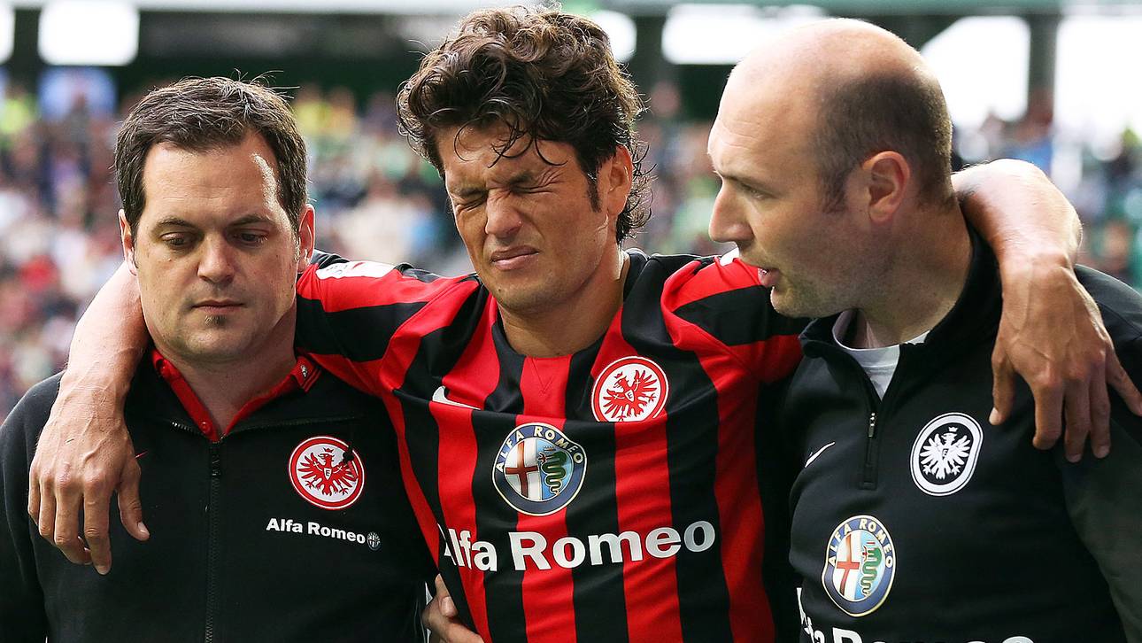 Valdez erleidet Kreuzbandriss