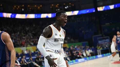 Basketball-Star Dennis Schröder 