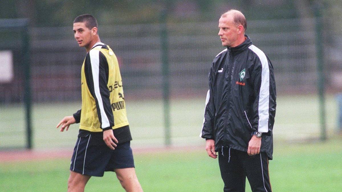 Die Ablösesumme, die Werder für den damals 20-Jährigen zahlte, wurde noch in Mark angegeben: Drei Millionen überwies Bremen an Alianza Lima