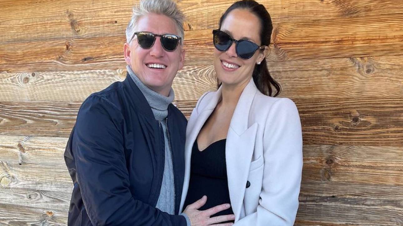 Ivanovic zeigt Babybauch