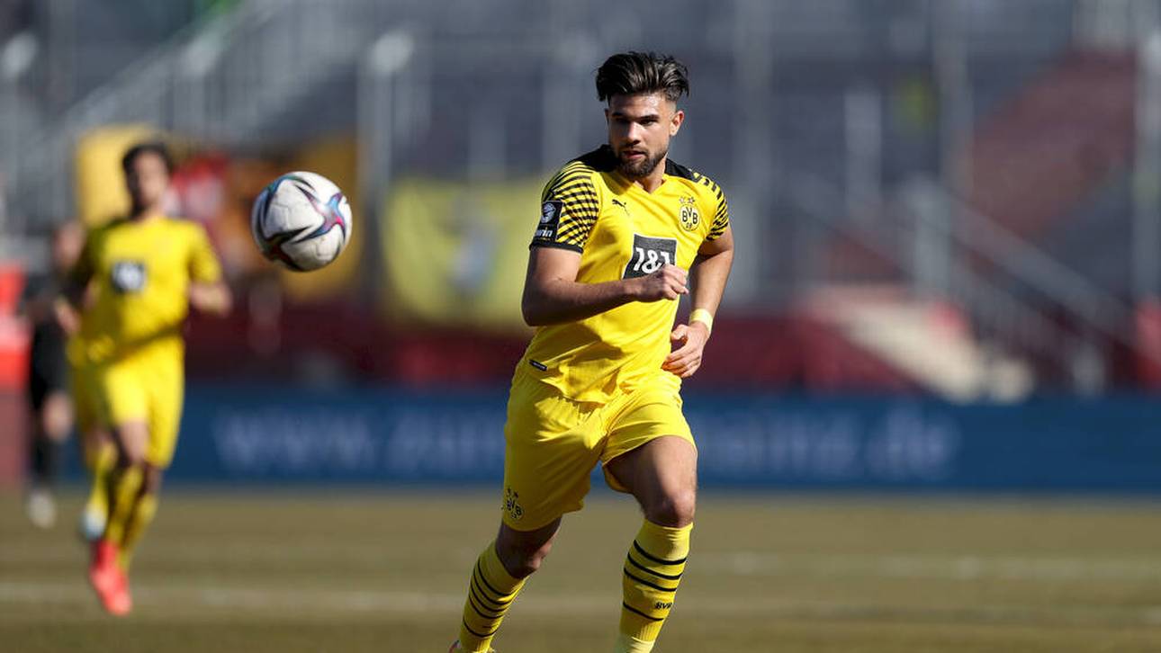 BVB-Talent vor dem Abflug