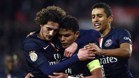 Thiago Silva (M.) erzielt den 3:1-Endstand für Paris St. Germain