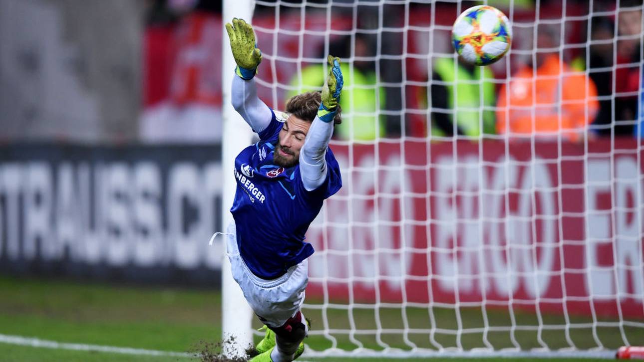 FCN scheitert mit Feldspieler im Tor