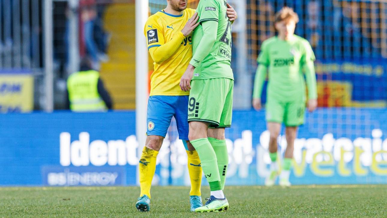 Innenverteidiger Schultz von Braunschweig zu Viktoria