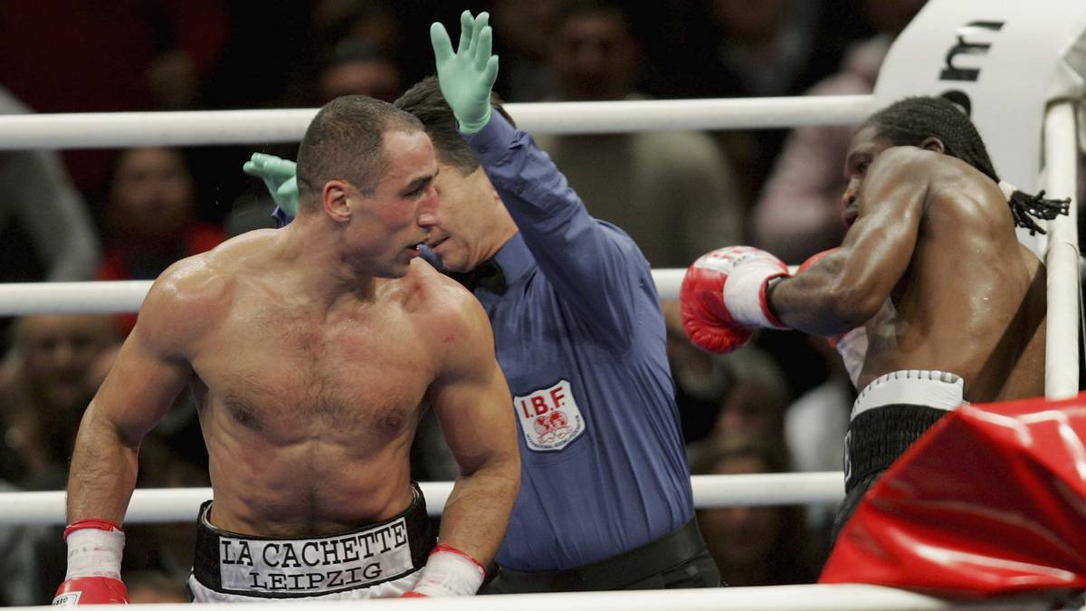 In Leipzig kämpft er im Dezember 2005 gegen Kingskey Ikeke um den vakanten IBF-Weltmeisterschaftsgürtel im Mittelgewicht. Gegen den 15 Zentimeter größeren Nigerianer gewinnt er nach einer beeindruckenden Vorstellung durch K.o. in der 5. Runde 