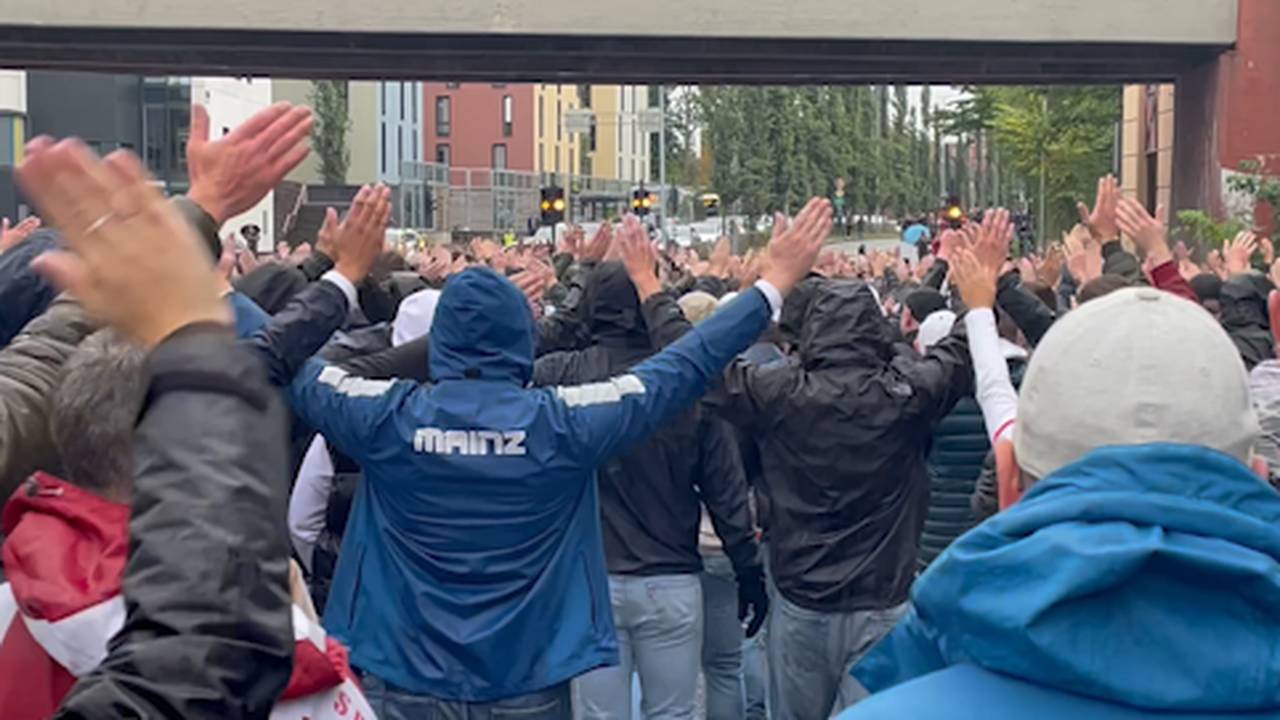 Trotz Regen: Über 1.000 Mainzer feiern Europapokal-Party