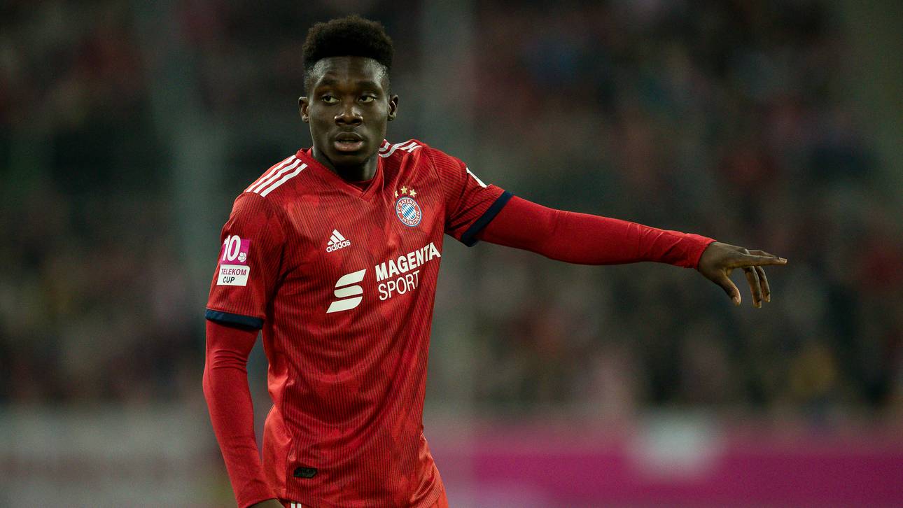 Davies in UCL-Kader des FC Bayern