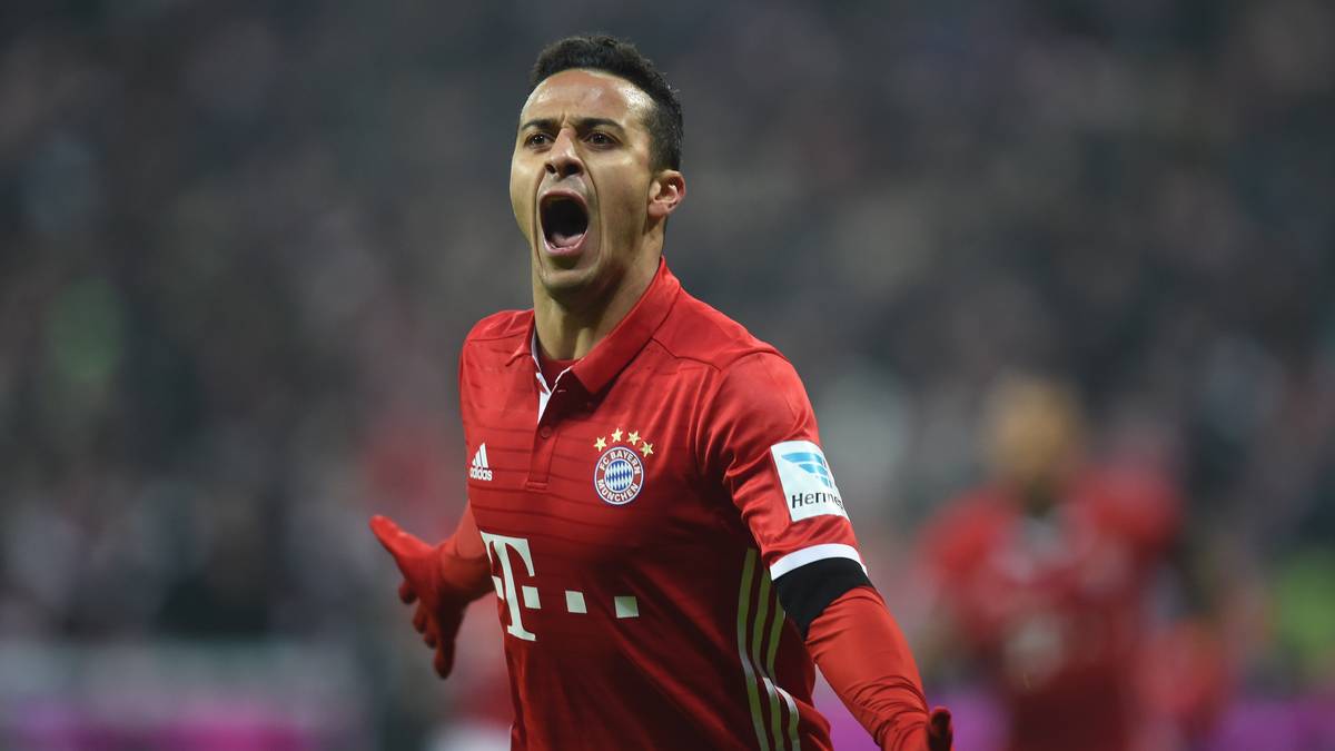 THIAGO: Seine Hereinnahme für Thomas Müller ist ein entscheidender Schachzug von Carlo Ancelotti. Steht bei seinem Abstauber zum 1:0 goldrichtig. Verteilt Bälle, ist quirlig und immer mit Zug nach vorne. SPORT1-Note 1,5
