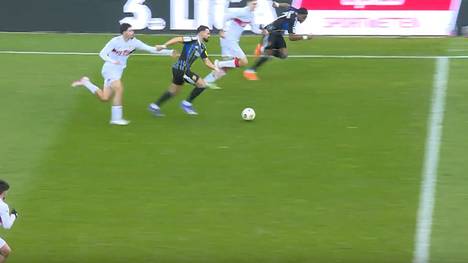 Die Highlights der Partie 1. FC Saarbrücken - VfB Stuttgart II aus der 3. Liga im Video.