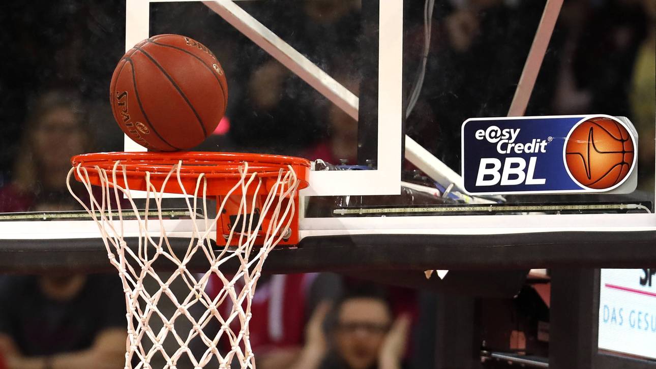 Lizenz für fünf Klubs mit Vorbehalt