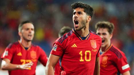 Marco Asensio wird sein im Sommer auslaufenden Vertrag bei Real Madrid nicht verlängern. Laut spanischen Medien hat sich Asensio nun mit einem neuen Verein geeignet – dem FC Barcelona. 