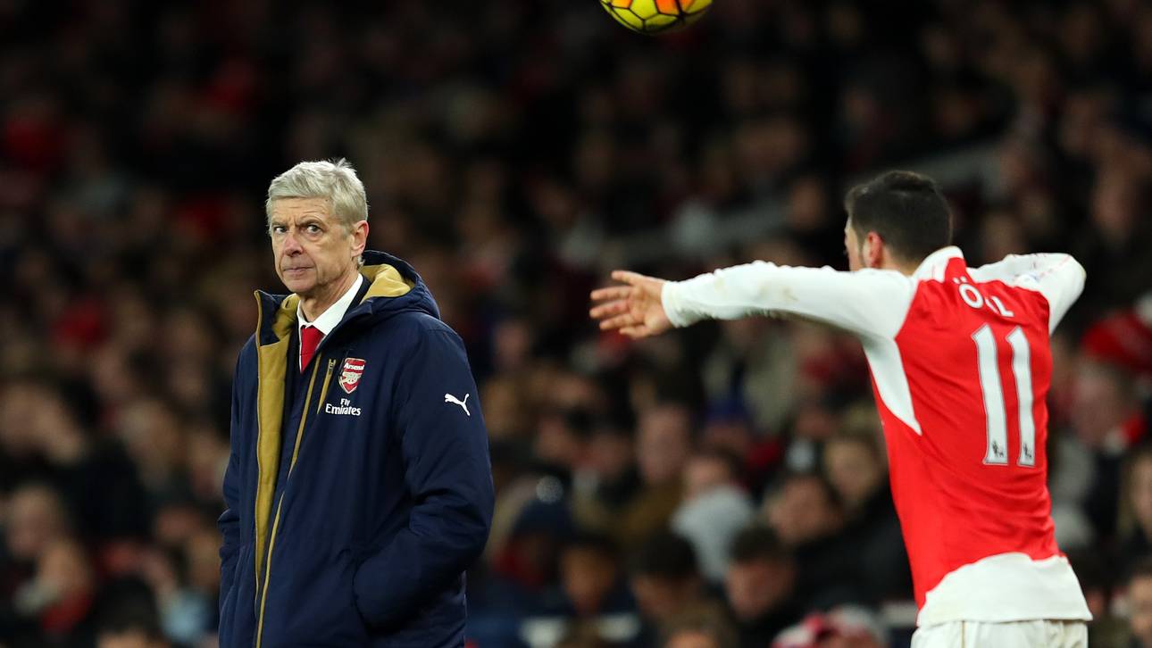 Wenger unterläuft Panne bei Özil