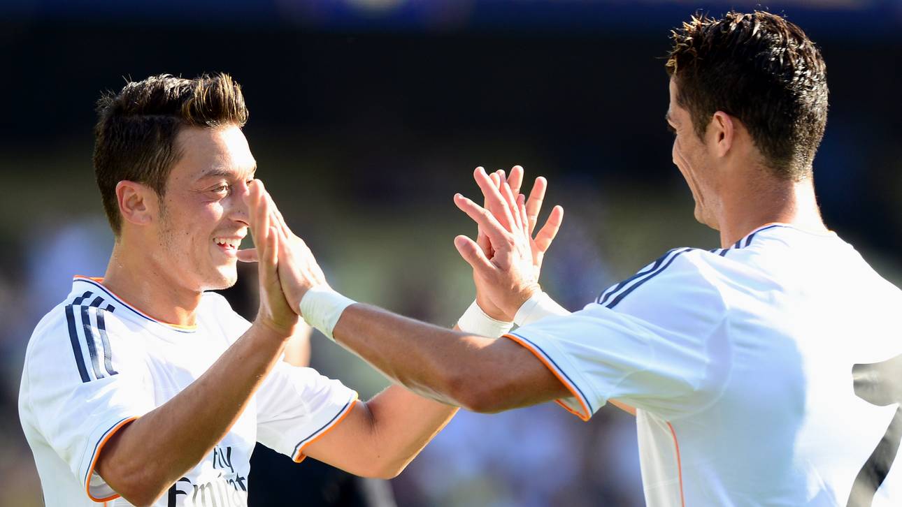 Özil: „Ronaldo einer der Größten“