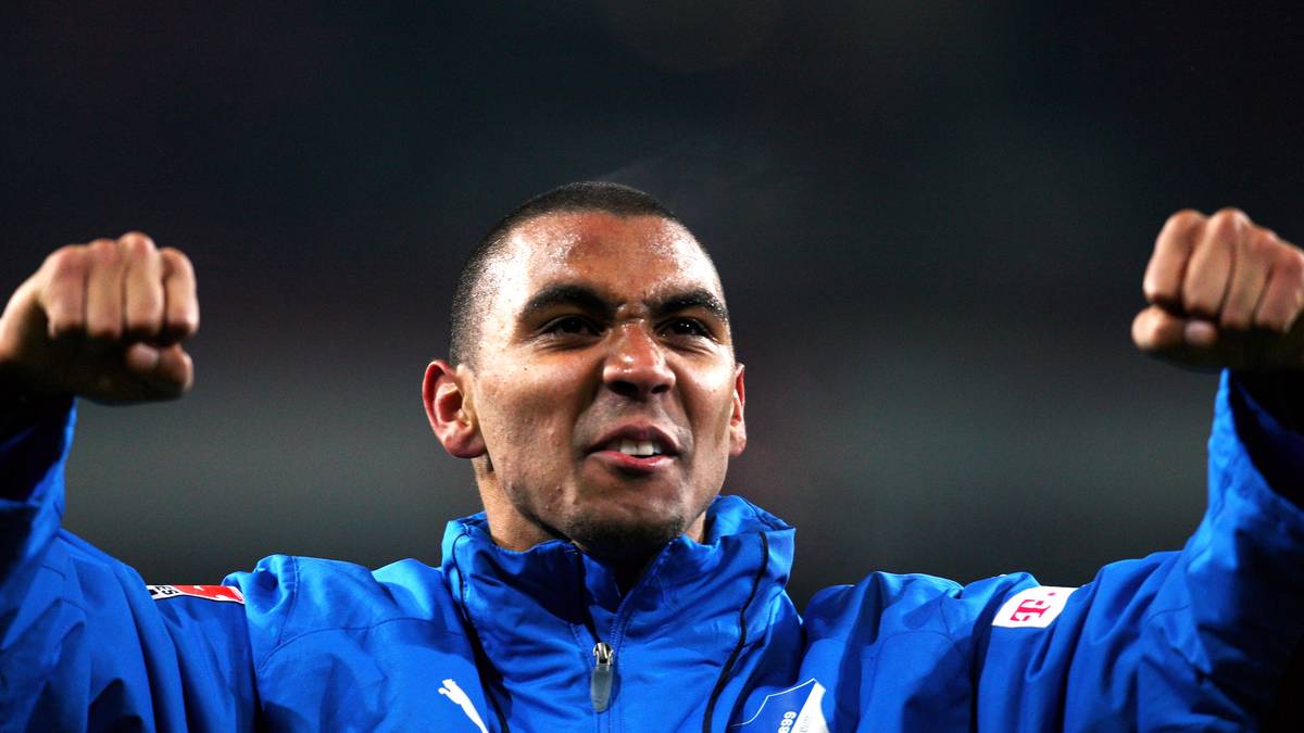 MARVIN COMPPER: Wie Weis spielte sich der Verteidiger 2008 mit guten Leistungen auf den Zettel von Joachim Löw, wie Weis kam er aber nicht über ein Länderspiel hinaus