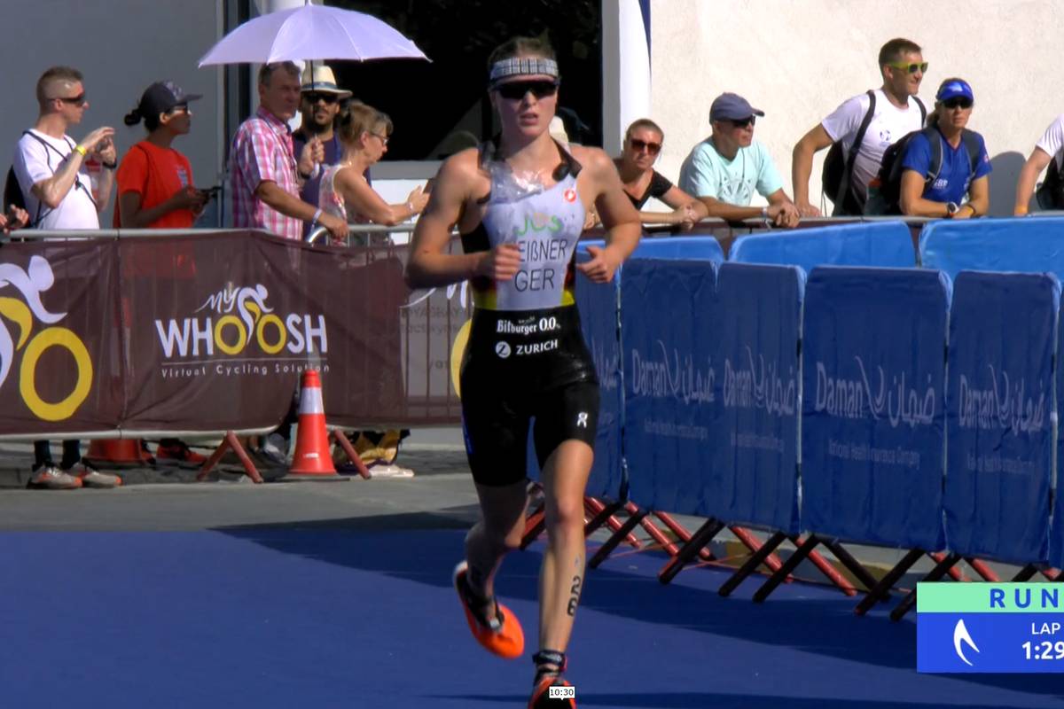 Die besten Triathleten und Triathletinnen der Welt kühren ihre Weltmeister - beim Saisonfinale in Abu Dhabi. Bei beiden Rennen ist es bis auf die Ziellinie dramatisch - eine junge Deutsche erlebt ihren Durchbruch.