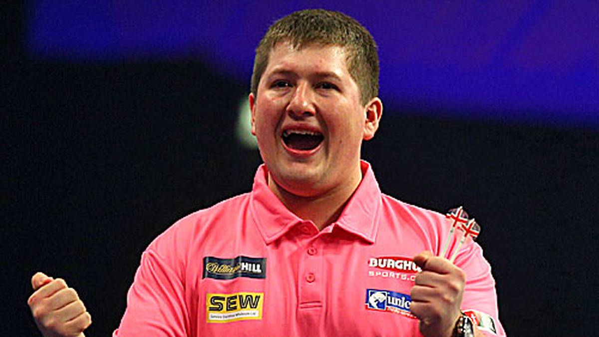 Aber da hat der Youngster Brown die besseren Nerven und zieht in Runde zwei ein