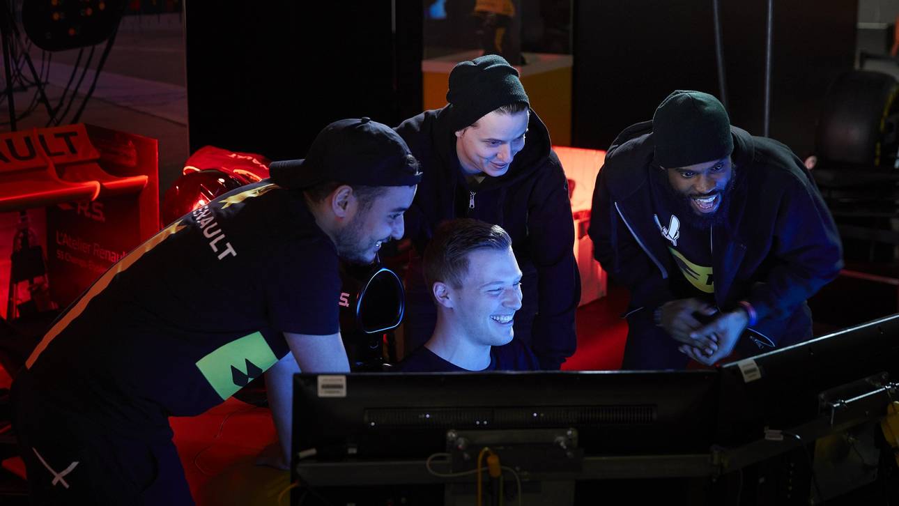 eSports: Renault fährt nun virtuell