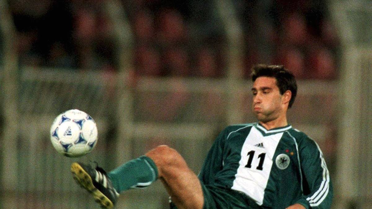 Der war, obwohl ein Jahr jünger als Ballack, bereits seit fast zwei Jahren Stammspieler in der Pfalz. 1999 gab er sein Debüt in der Nationalmannschaft
