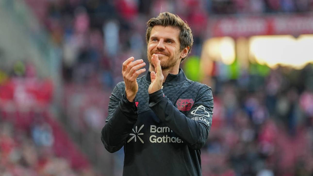 Bayer beginnt wieder mit Hofmann