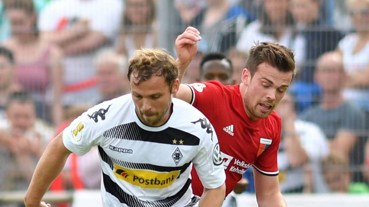 Auch Tony Jantschke mühte sich. Doch am Ende erzielt Julian Korb den goldenen Treffer für die Borussia und lässt die Fohlen mit einem blauen Auge davonkommen