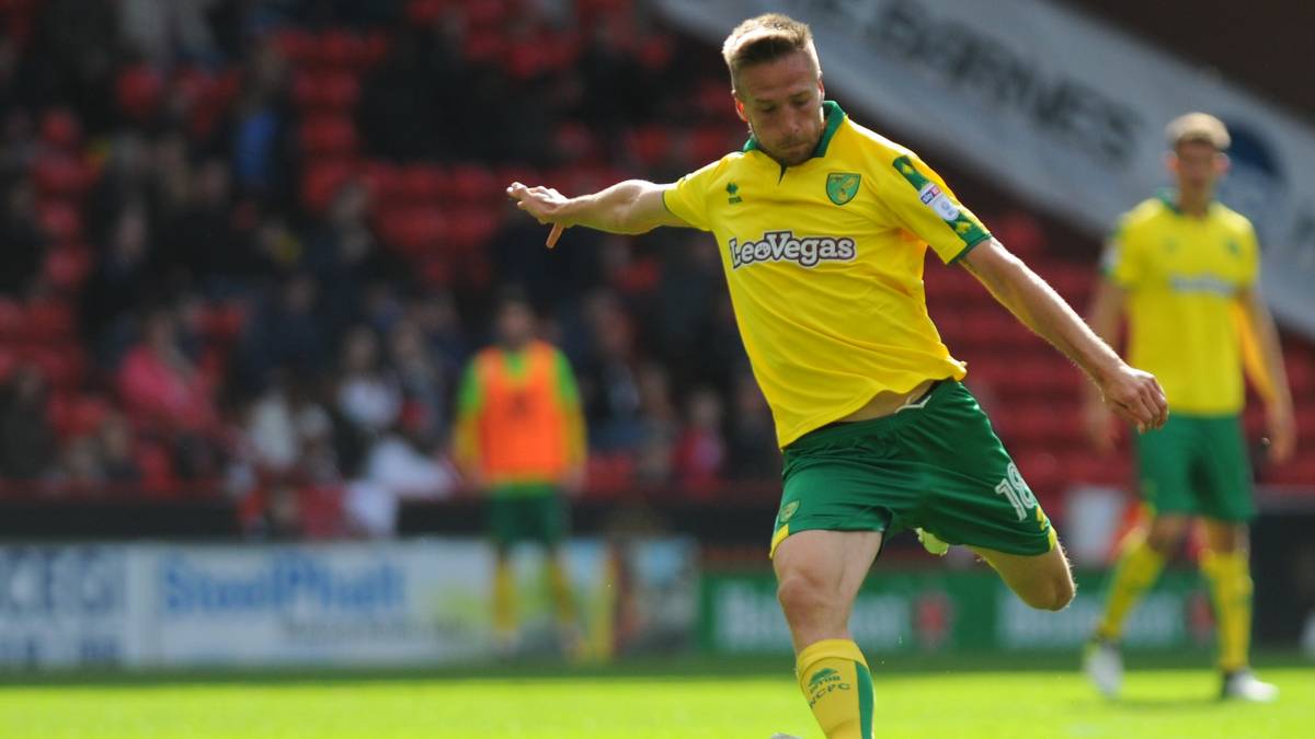 MARCO STIEPERMANN (Norwich City): Nach nur einem Jahr beim VfL Bochum brach Stiepermann seine Zelte in Deutschland ab und wechselte im Sommer zu Norwich City. Dort ist der Mittelfeldspieler ein echter Fixpunkt im Farke-Team und hat bereits fünf Torvorlagen auf seinem Konto. Auch ein Treffer gelang Stiepermann schon