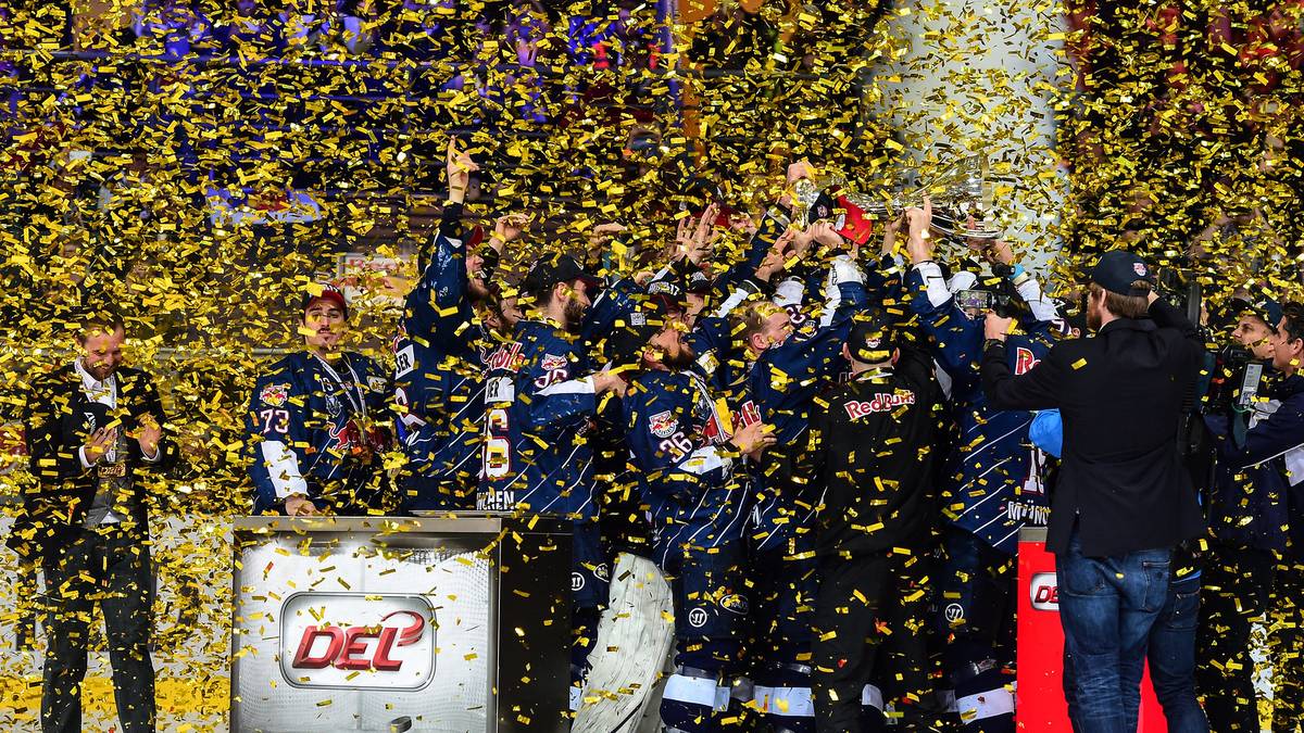 Es regnet goldene Konfettis für den deutschen Eishockeymeister