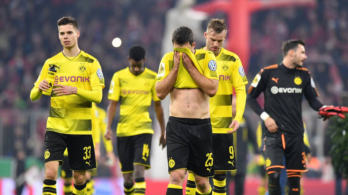 Borussia Dortmund kassiert beim FC Bayern im DFB-Pokal eine 1:2-Pleite. Roman Bürki sorgt dafür, dass es am Ende noch einmal spannend wird. Die BVB-Spieler in der SPORT1-Einzelkritik. 