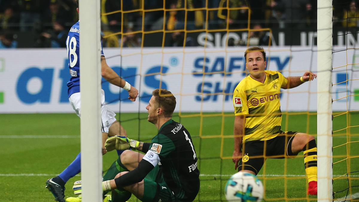 Nach seiner Rückkehr im Sommer 2017 erlebt er unter Trainer Peter Bosz wieder ein Hoch, wird Stammspieler - ehe ihn eine Sprunggelenksverletzung erneut ausbremst