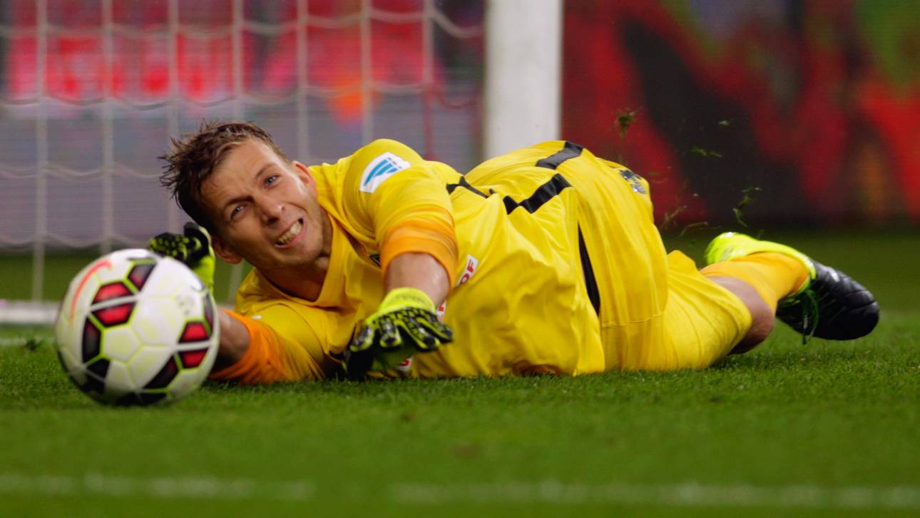 Bremen: Wiedwald wird Nummer 1