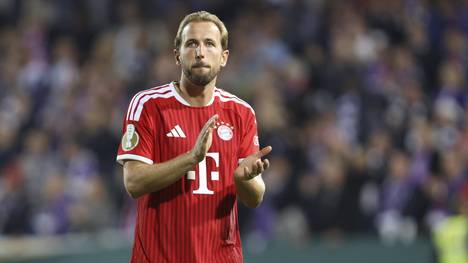 Der FC Bayern und Harry Kane - das passt einfach. Aber wie geht's mit dem englischen Goalgetter weiter? Verlängert er? Geht er? Oder wechselt er sogar die Position? Sport1-Chefreporter Stefan Kumberger hätte da eine spannende Idee.