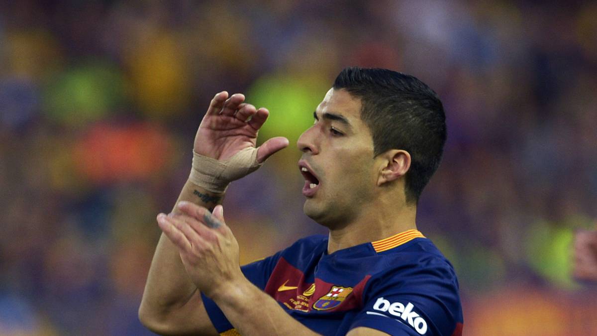 Luis Suarez vom FC Barcelona und...