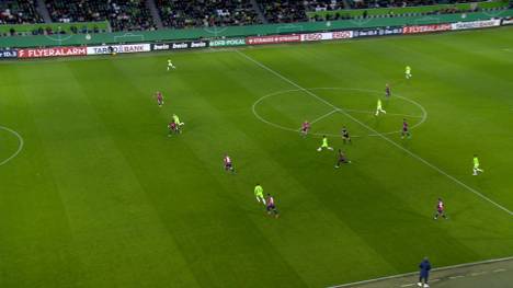 RB Leipzig scheitert in der zweiten Runde des DFB-Pokals beim VfL Wolfsburg. Yussuf Poulsen erweist seinem Team einen Bärendienst.