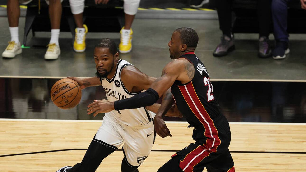 Durant flirtet mit NFL-Zweitkarriere