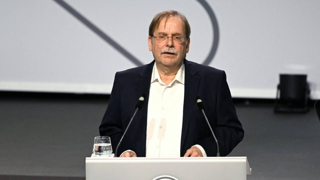 Koch bietet UEFA Rückzug an