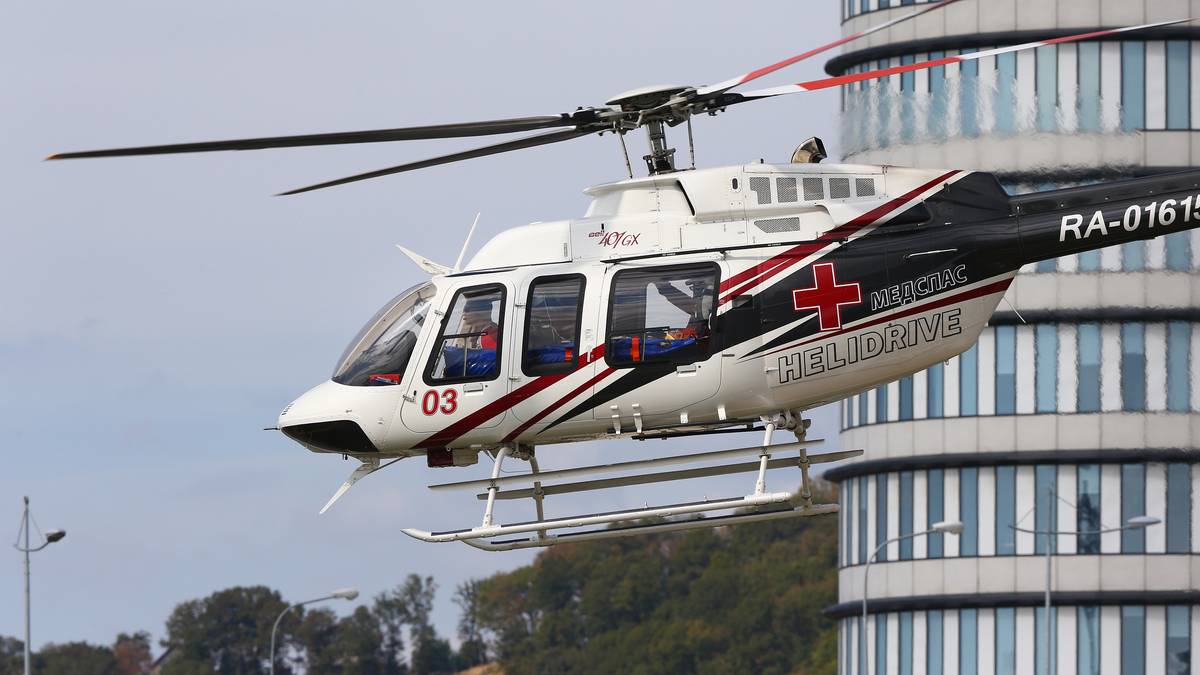Carlos Sainz im Helikopter nach seinem Crash in Sotschi